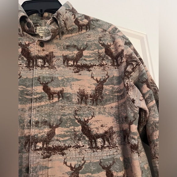 Cabela’s Mens Shirt - Picture 7 of 7